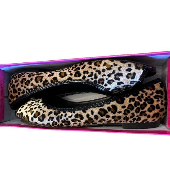 Corkys Tania Womens Size 8 flat Leopard Velvet Open Toe Flats NIB - Picture 7 of 8